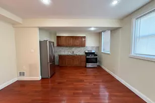 6735 Grovers Ave, Philadelphia, PA 19142 - Photo 20