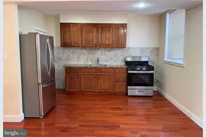 6735 Grovers Avenue, Philadelphia, PA 19142 - Photo 22