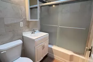 6735 Grovers Ave, Philadelphia, PA 19142 - Photo 50