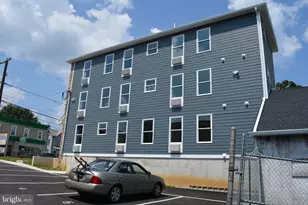 7631 Ridge Ave, Philadelphia, PA 19128 - Photo 1