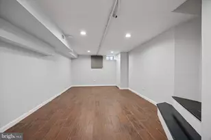 135 East St, Philadelphia, PA 19127 - Photo 10