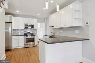 135 East St, Philadelphia, PA 19127 - Photo 2