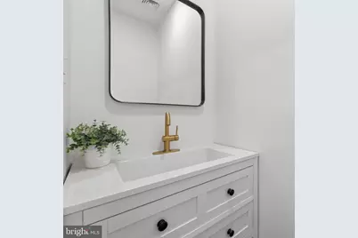 7121 Guyer Avenue, Philadelphia, PA 19153 - Photo 12