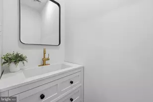 7121 Guyer Ave, Philadelphia, PA 19153 - Photo 12