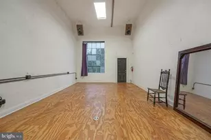 1206 N Front St, Philadelphia, PA 19122 - Photo 12