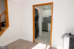 2201 Strahle St, Philadelphia, PA 19152 - Photo 12