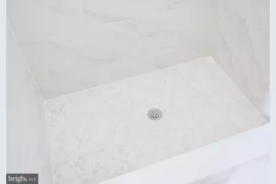 2555 N 33rd Street, Philadelphia, PA 19132 - Photo 32