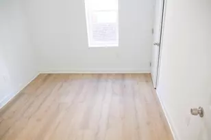 2555 N 33rd St, Philadelphia, PA 19132 - Photo 16