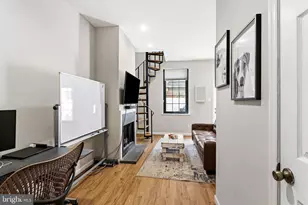 816 N Ringgold St, Philadelphia, PA 19130 - Photo 4