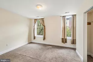 1933 Christian St, Philadelphia, PA 19146 - Photo 4