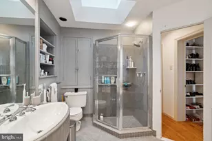 2518 Panama St, Philadelphia, PA 19103 - Photo 22