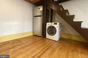 2107 Green St, Philadelphia, PA 19130 - Photo 2