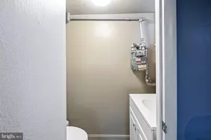 7446 Brockton Rd, Philadelphia, PA 19151 - Photo 28