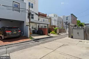 2050 St Albans St, Philadelphia, PA 19146 - Photo 26
