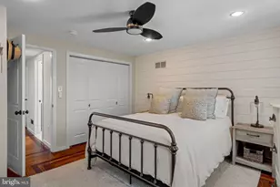 2050 St Albans St, Philadelphia, PA 19146 - Photo 14