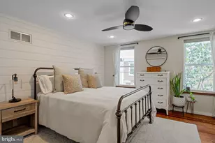 2050 St Albans St, Philadelphia, PA 19146 - Photo 12