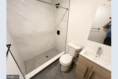 405 S 42nd Street #1R, Philadelphia, PA 19104 - Photo 8