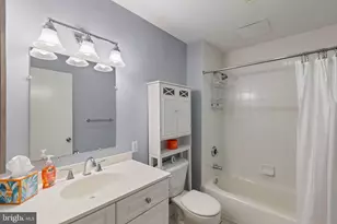 1900 Hamilton St, Philadelphia, PA 19130 - Photo 24