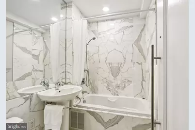 220 W Rittenhouse Square #10C, Philadelphia, PA 19103 - Photo 28