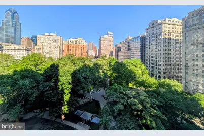 220 W Rittenhouse Square #10C, Philadelphia, PA 19103 - Photo 2