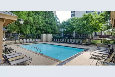 2001 Hamilton Street #429, Philadelphia, PA 19130 - Photo 12