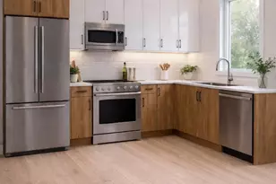 1805 E Oakdale St, Philadelphia, PA 19125 - Photo 2