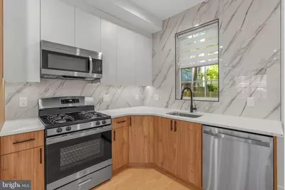 1805 E Oakdale Street, Philadelphia, PA 19125 - Photo 2