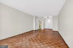 2401 Pennsylvania Ave, Philadelphia, PA 19130 - Photo 20