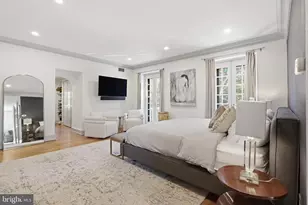 8219 St Martins Ln, Philadelphia, PA 19118 - Photo 16