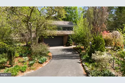 8219 Saint Martins Lane, Philadelphia, PA 19118 - Photo 44