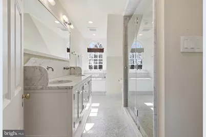 8219 Saint Martins Lane, Philadelphia, PA 19118 - Photo 22