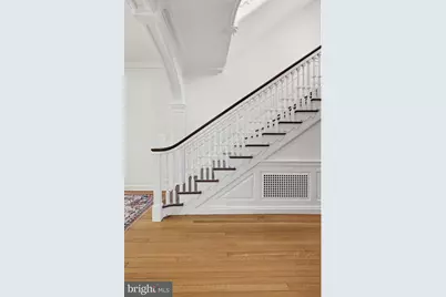 8219 Saint Martins Lane, Philadelphia, PA 19118 - Photo 14