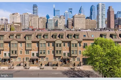 1815 Lombard Street, Philadelphia, PA 19146 - Photo 2