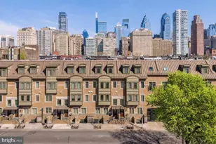 1815 Lombard St, Philadelphia, PA 19146 - Photo 2
