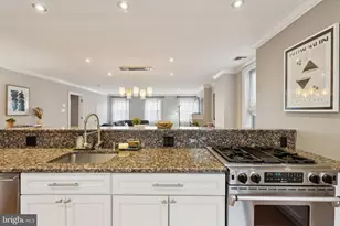 1615 Spruce St, Philadelphia, PA 19103 - Photo 8