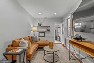 2729 Cambridge St, Philadelphia, PA 19130 - Photo 12