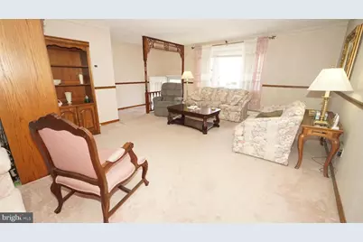 11920 Templeton Drive, Philadelphia, PA 19154 - Photo 2