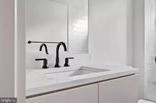 706 Latona St, Philadelphia, PA 19147 - Photo 20