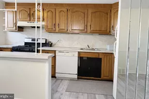 2135 McKinley St, Philadelphia, PA 19149 - Photo 6