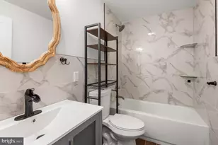 1629 Annin St, Philadelphia, PA 19146 - Photo 12