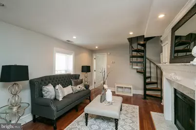 1708 Wallace Street #301, Philadelphia, PA 19130 - Photo 2