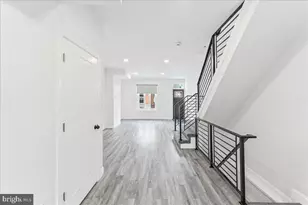 1915 S Woodstock St, Philadelphia, PA 19145 - Photo 6