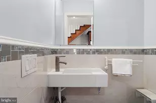 2051 Morris St, Philadelphia, PA 19145 - Photo 14