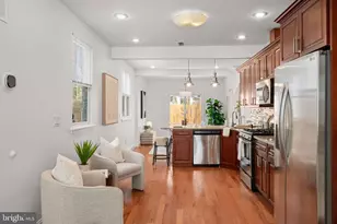 2051 Morris St, Philadelphia, PA 19145 - Photo 8