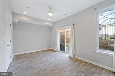 606 W Jefferson Street, Philadelphia, PA 19122 - Photo 10