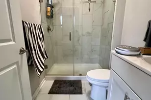 606 W Jefferson St, Philadelphia, PA 19122 - Photo 2