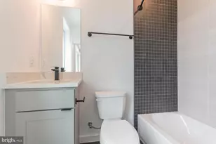 437 N 35th St, Philadelphia, PA 19104 - Photo 4