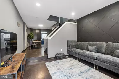 521 Hoffman Street, Philadelphia, PA 19148 - Photo 2