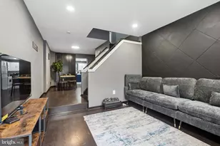 521 Hoffman St, Philadelphia, PA 19148 - Photo 2