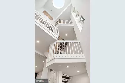 633 E Thompson Street, Philadelphia, PA 19125 - Photo 8